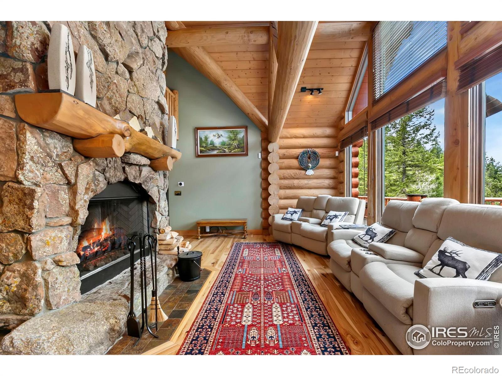 1490 Hummingbird Drive