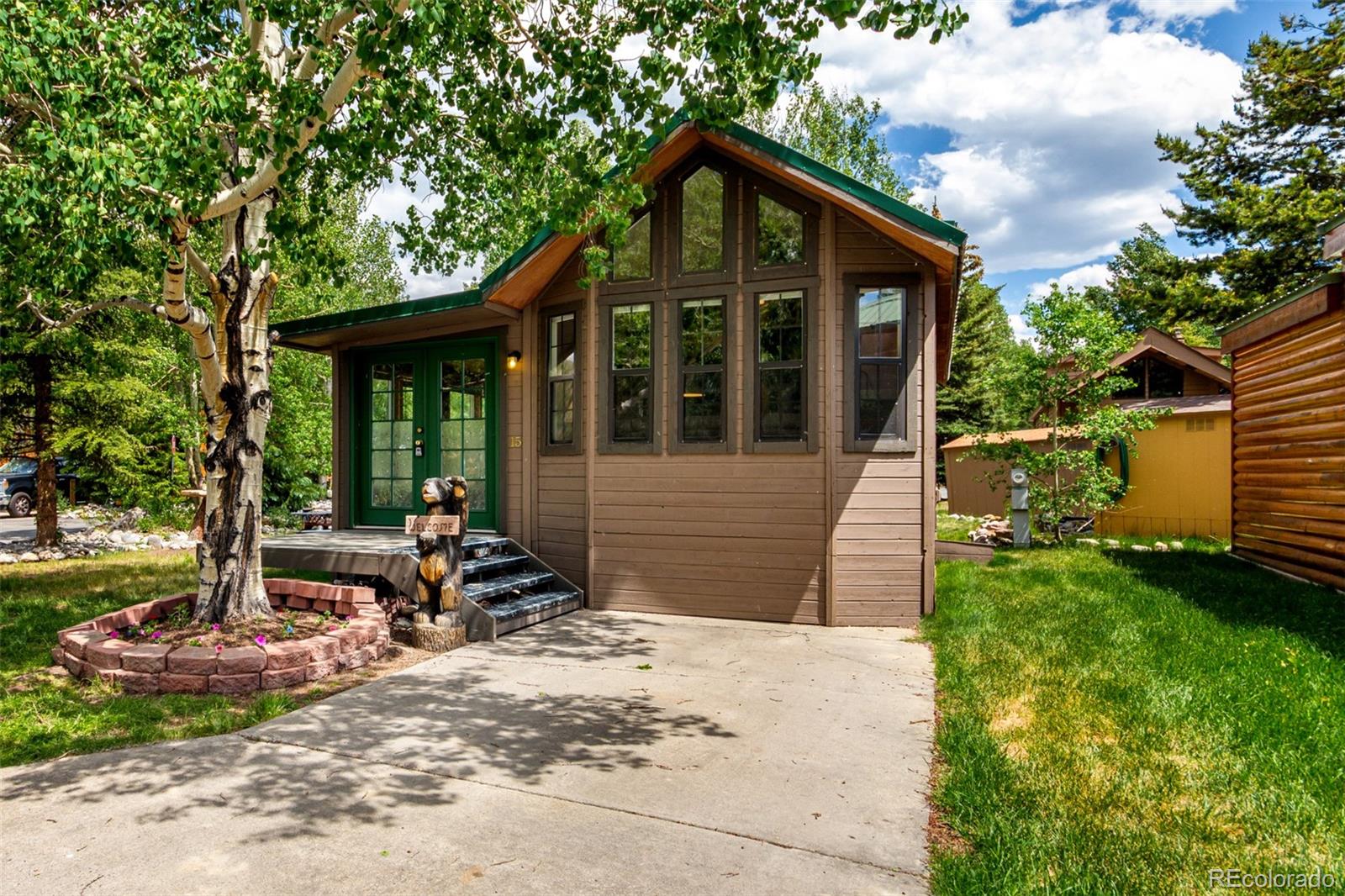 85 Revett Drive 15