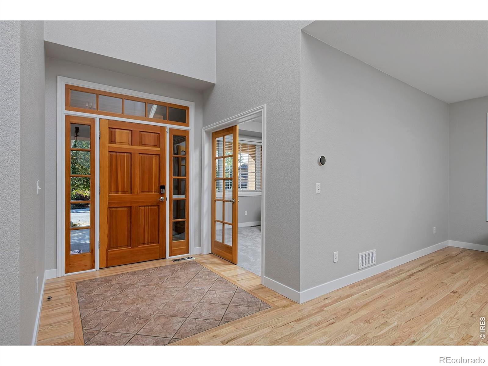 1260 Hawk Ridge Road