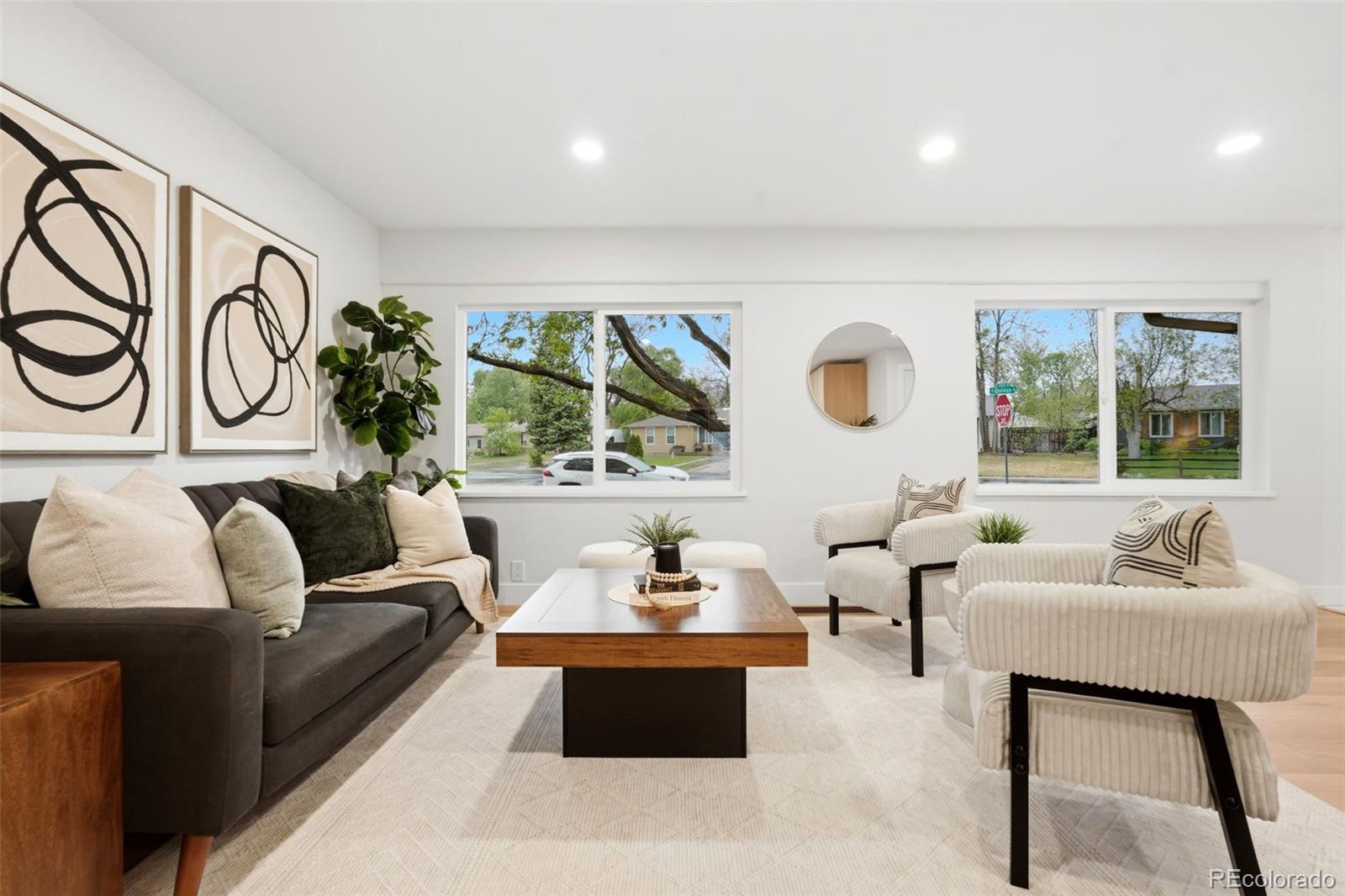 824 S Quivas Street