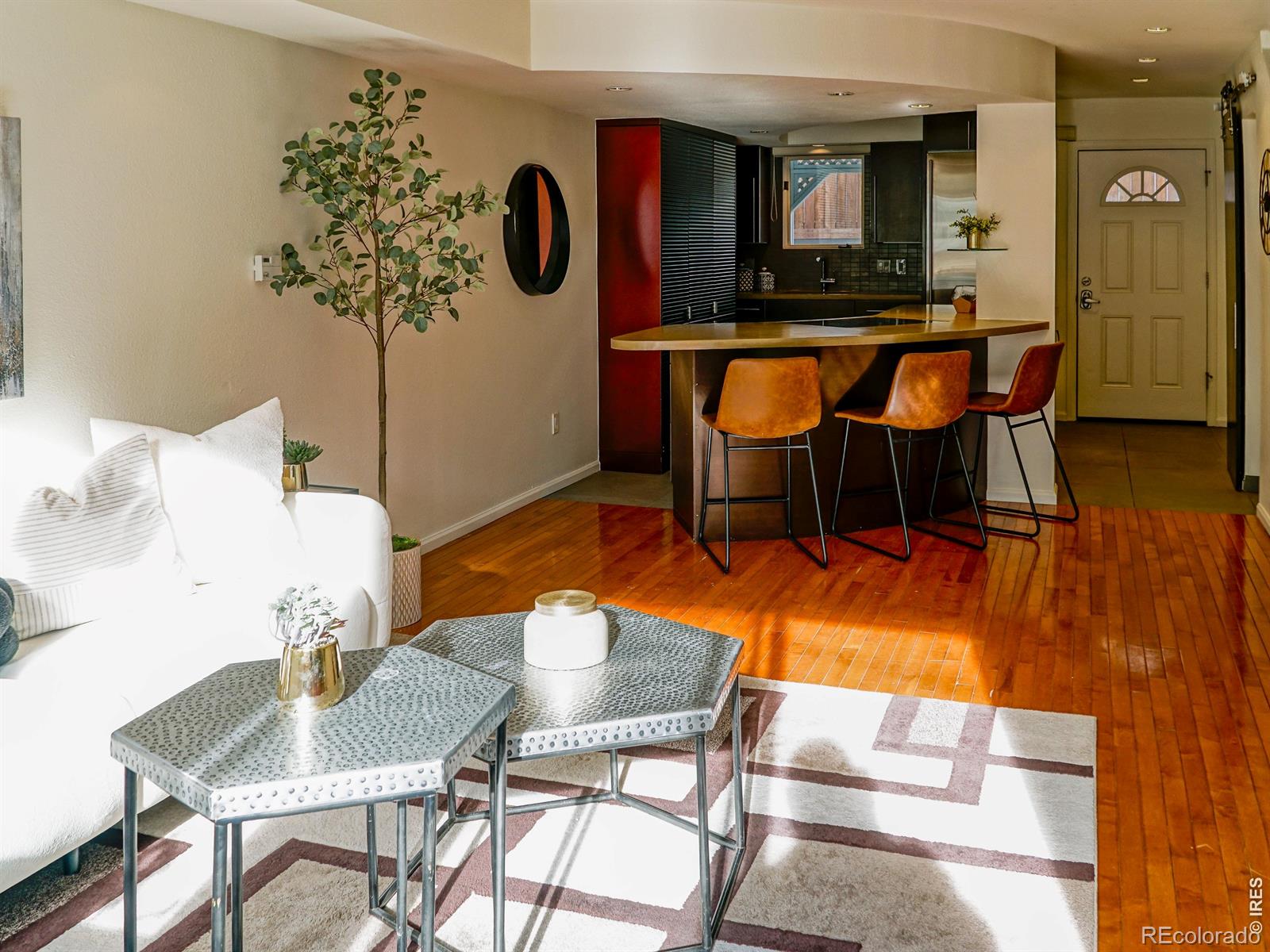 1039 Maxwell Avenue 5