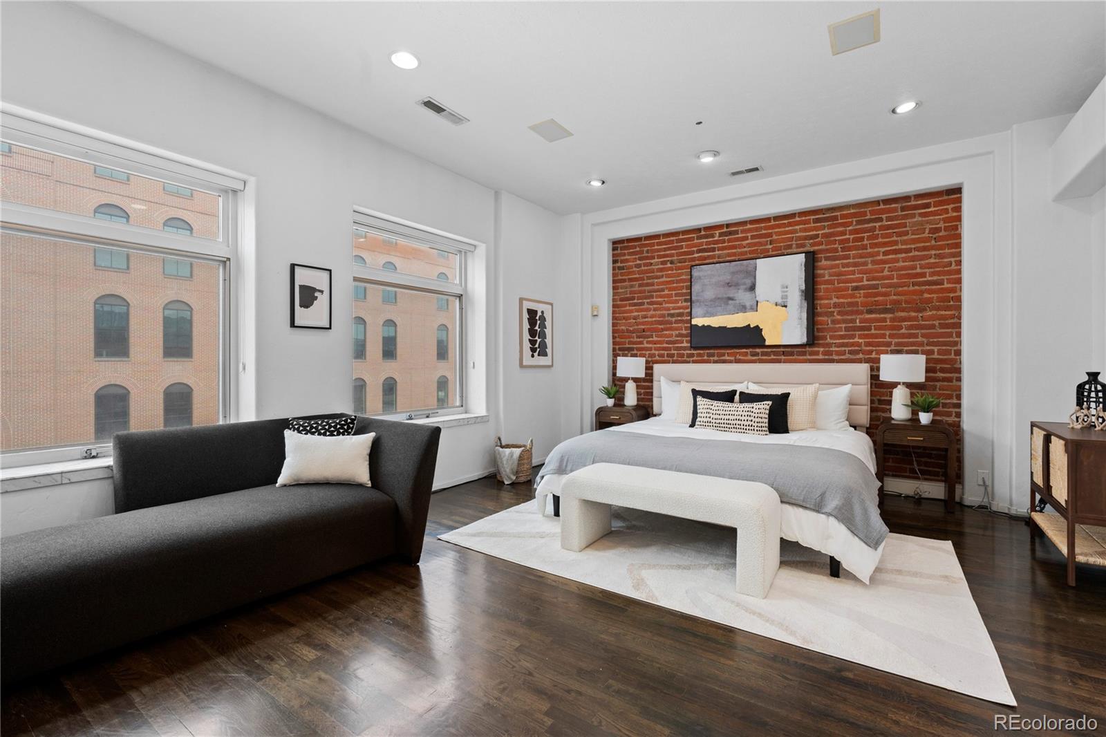 1940 Blake Street 300