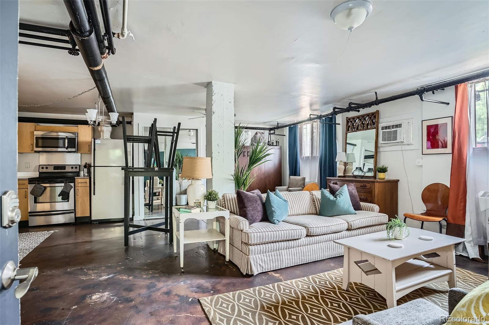 500 E 11th Avenue 101
