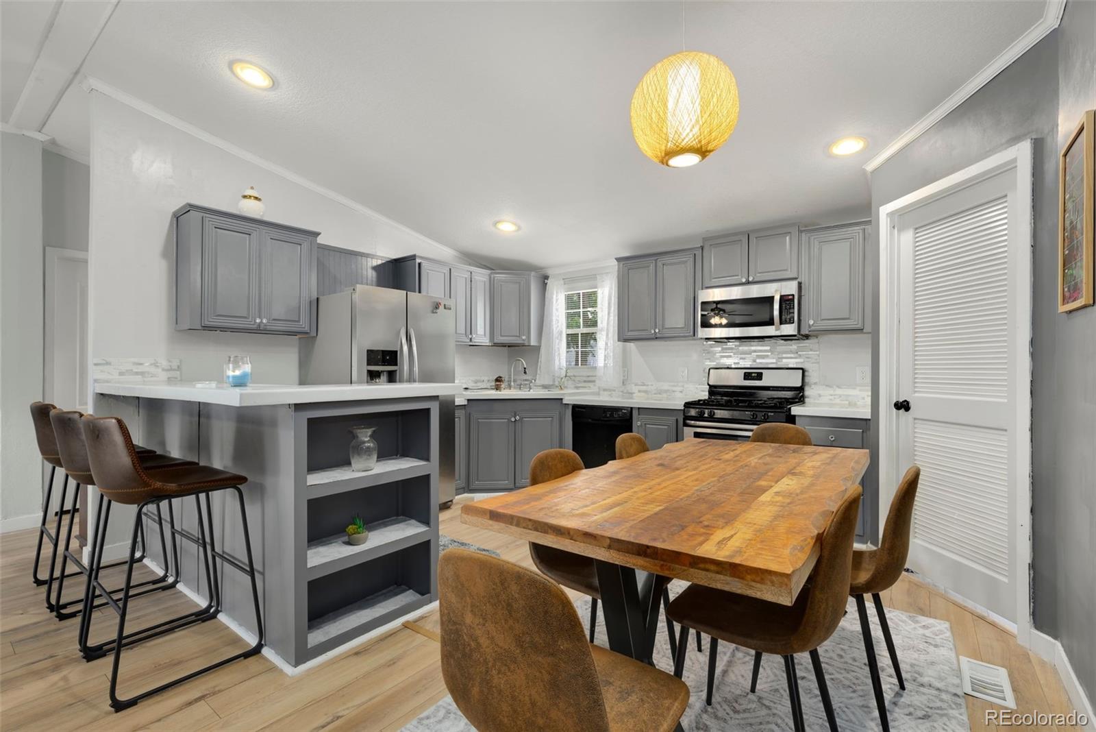 230 N 2nd Street