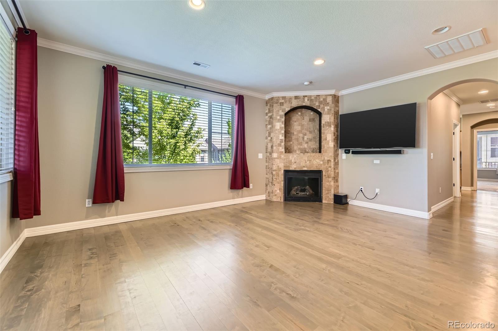 10127 Bluffmont Lane, Lone Tree, CO, 80124 2 10127 Bluffmont Lane