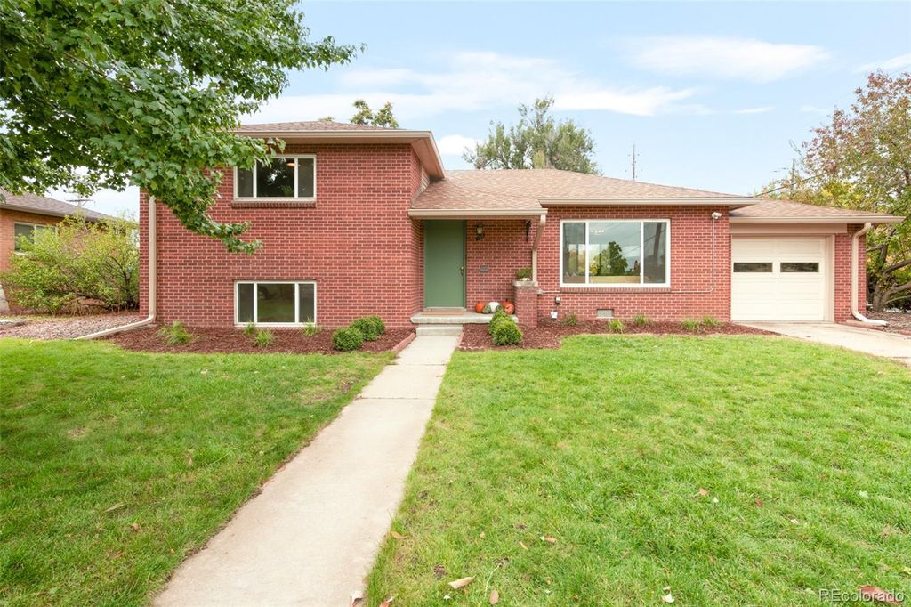 Photo of 405 S Krameria Street, Denver, CO 80224 (MLS # 5303760)