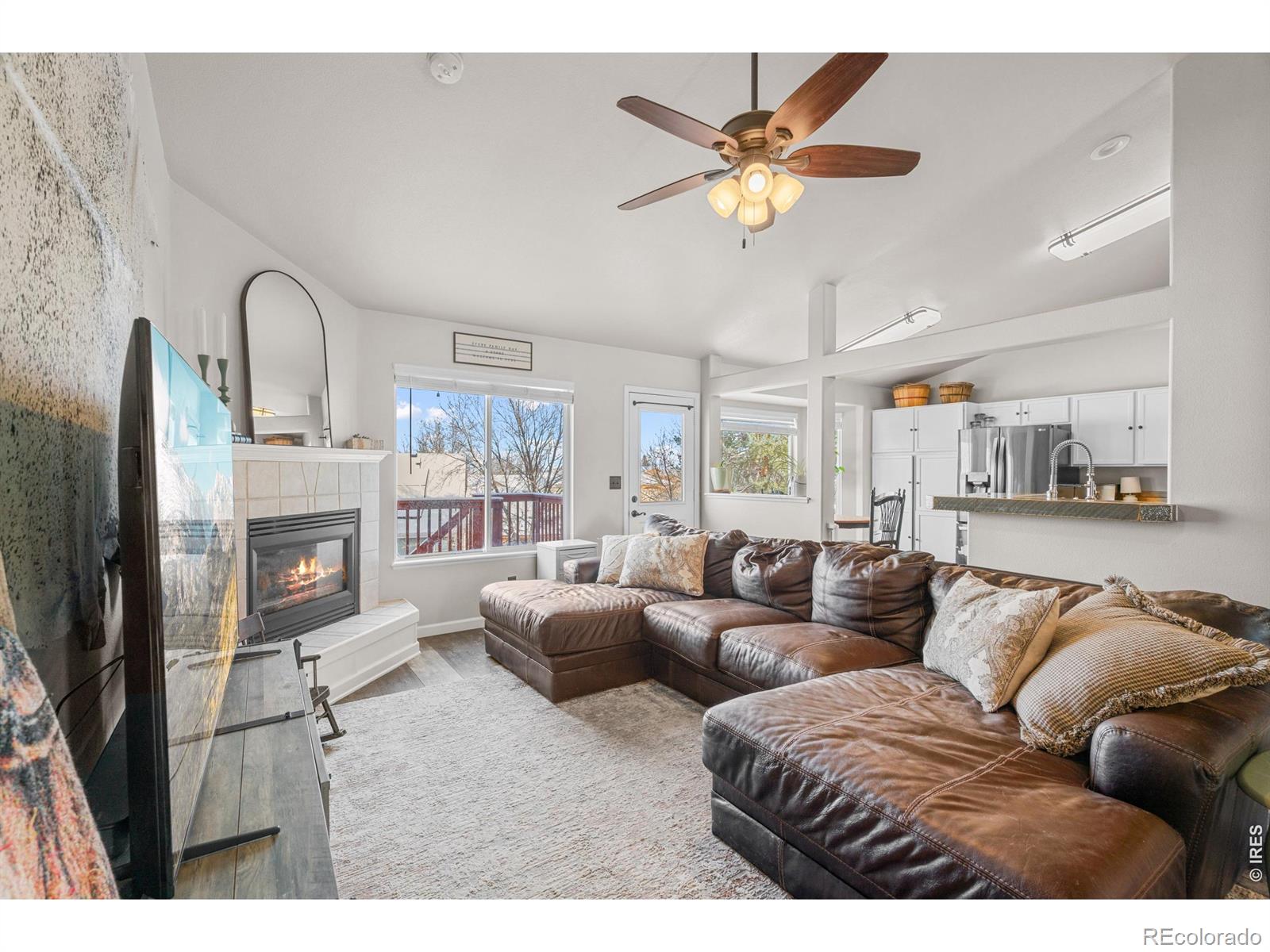 917 N 7th Place