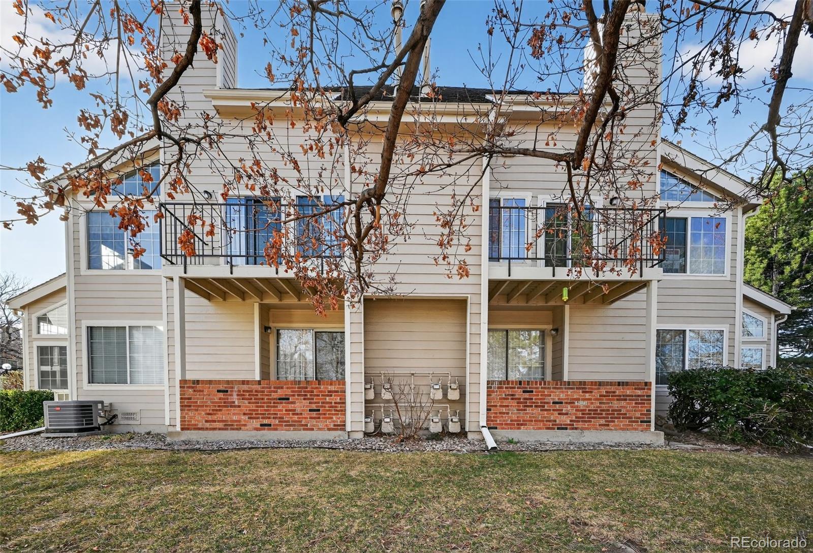 13762 E Lehigh Avenue H