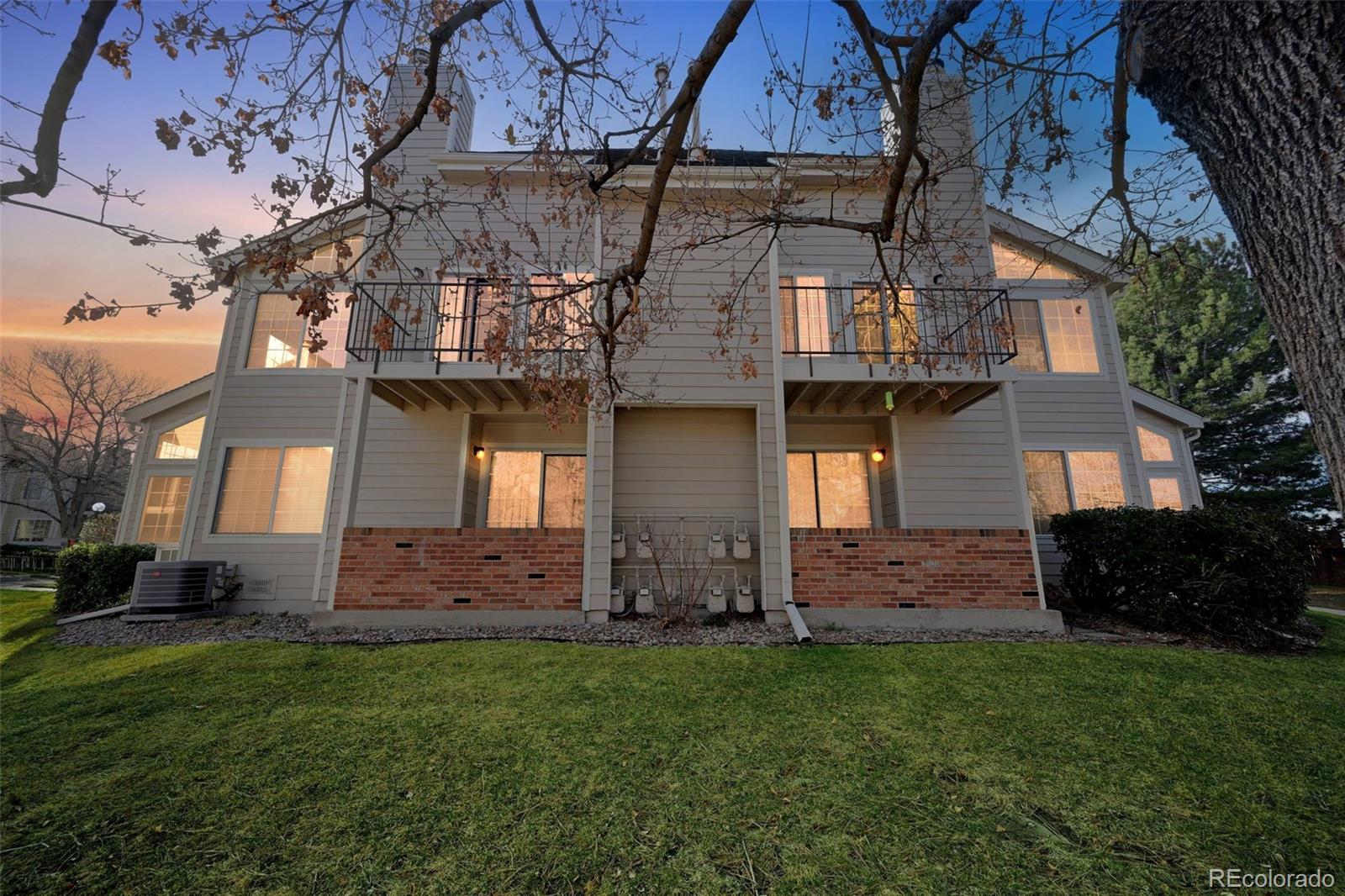 13762 E Lehigh Avenue H