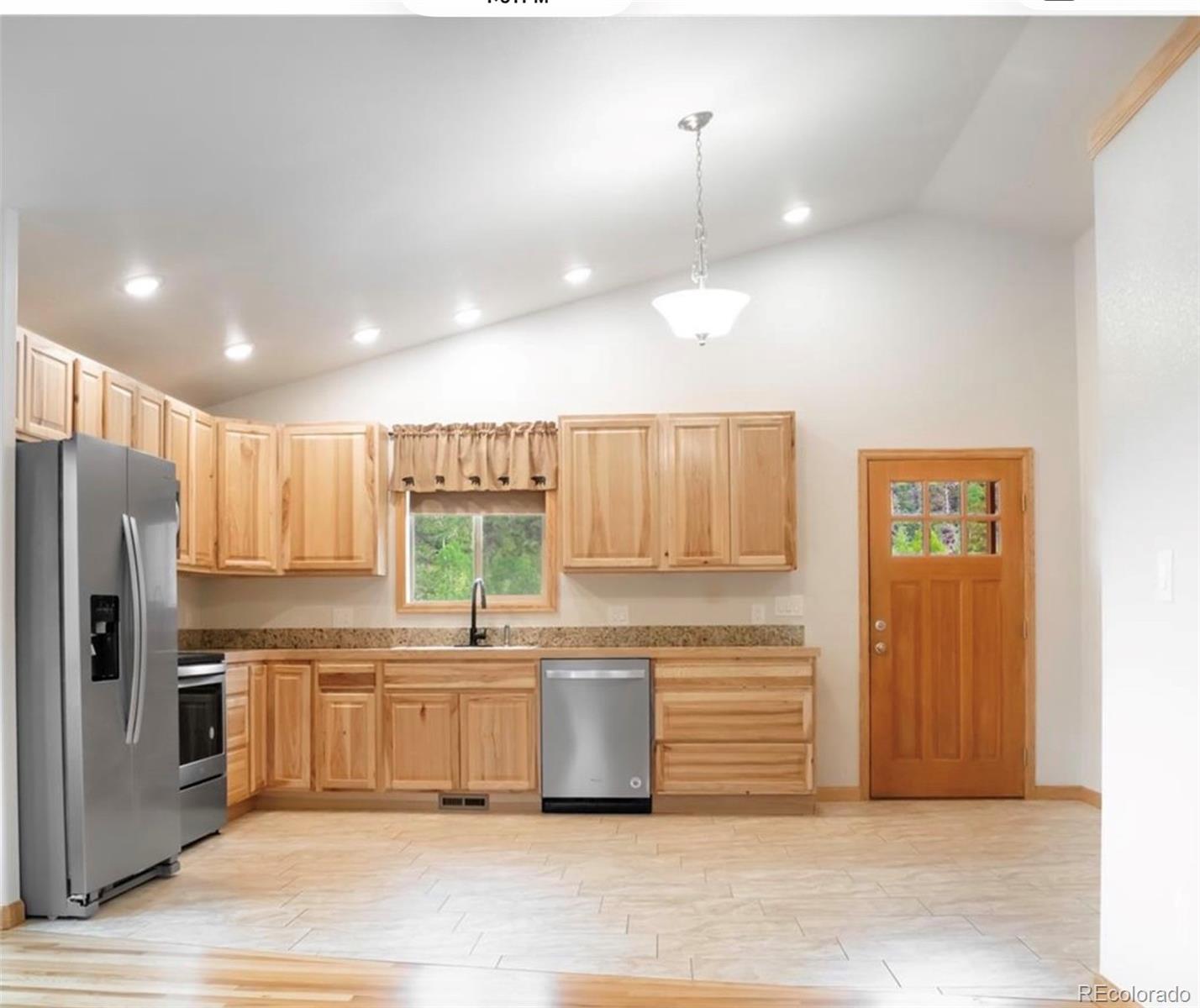 1555 Shelton Drive
