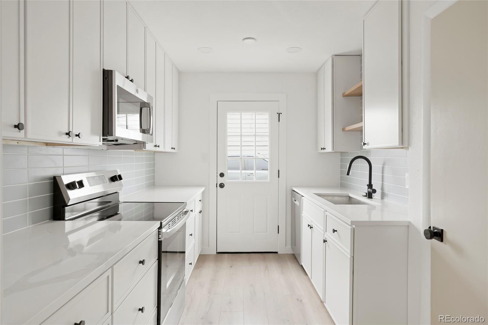 7940 Hollywood Street