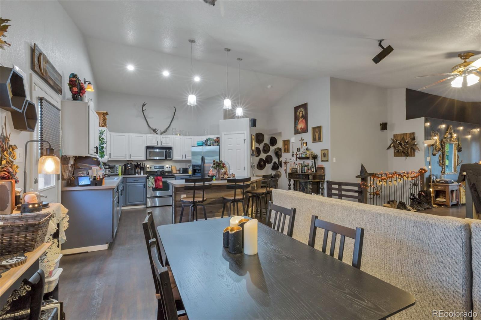 11384 Oakland Drive