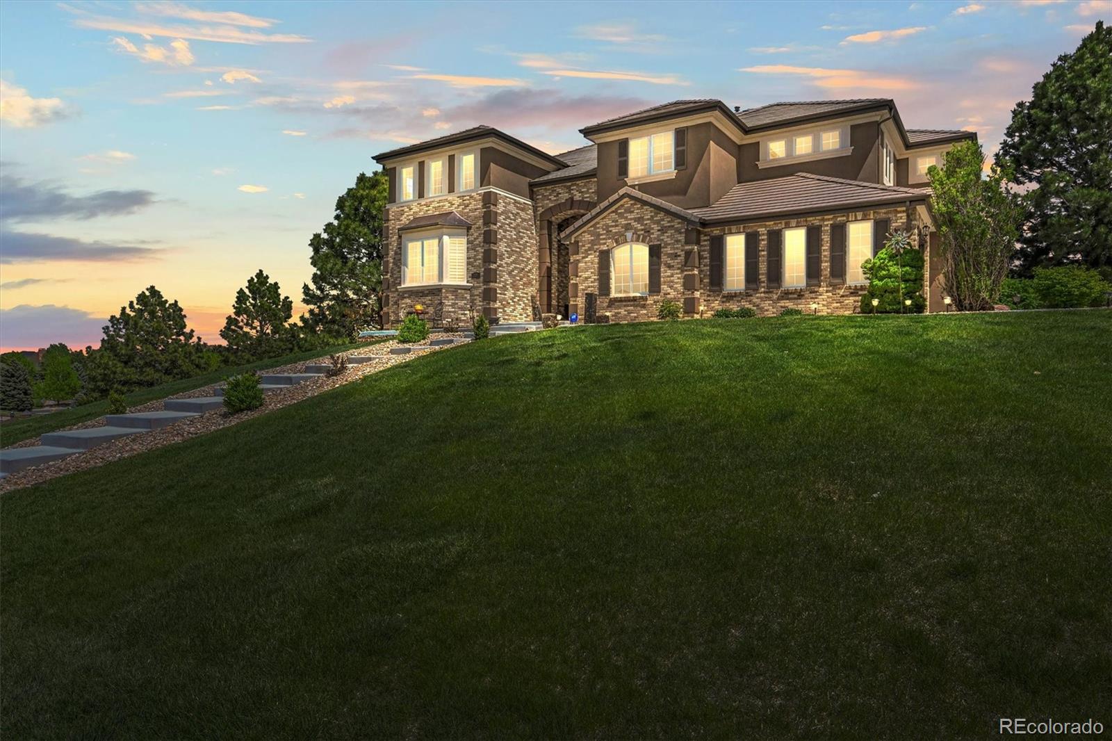 8518 High Ridge