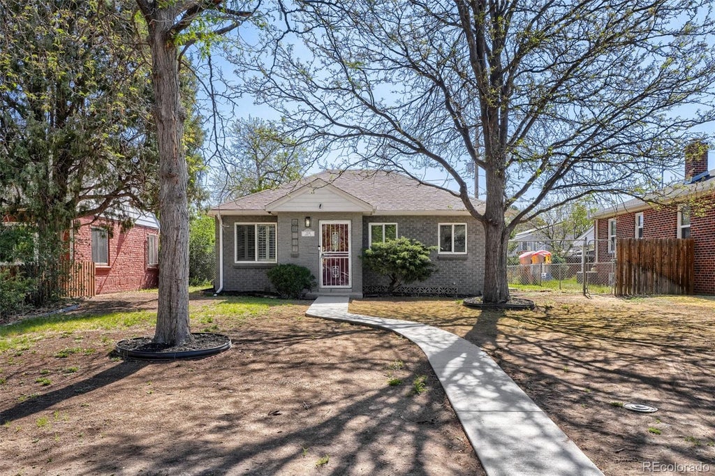 Photo of 1558 Spruce Street, Denver, CO 80220 (MLS # 5469614)