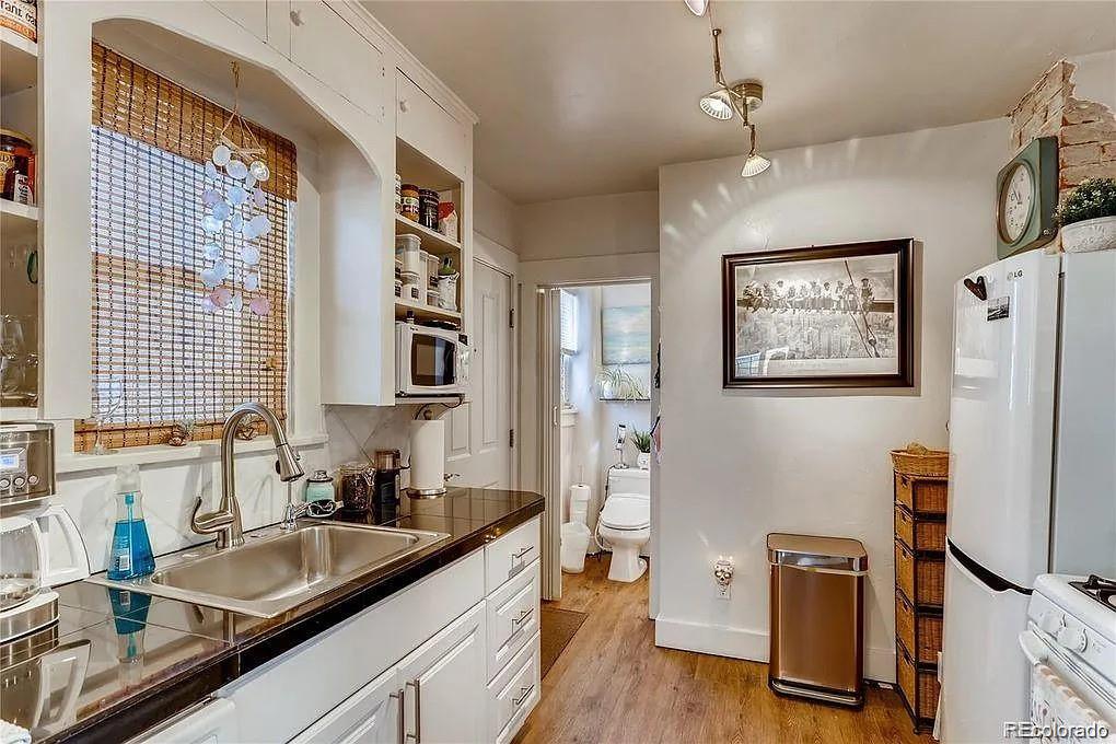 3835 N Raleigh Street