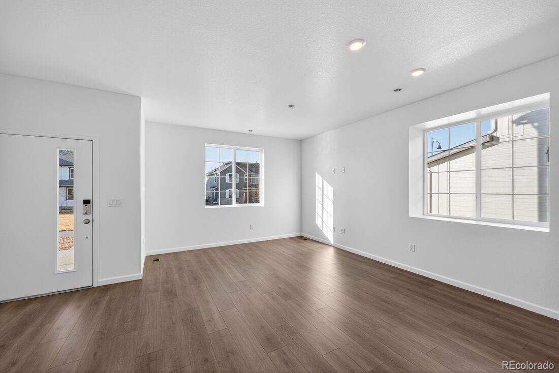 6721 E 148th Drive 5