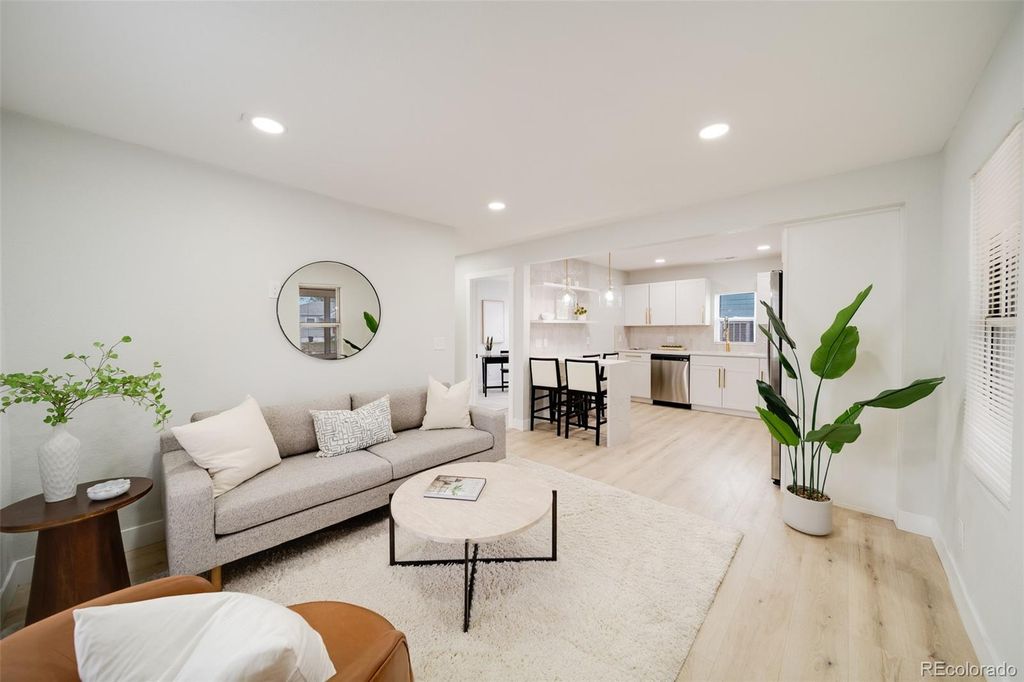 Photo of 257 Hazel Court, Denver, CO 80219 (MLS # 6094787)
