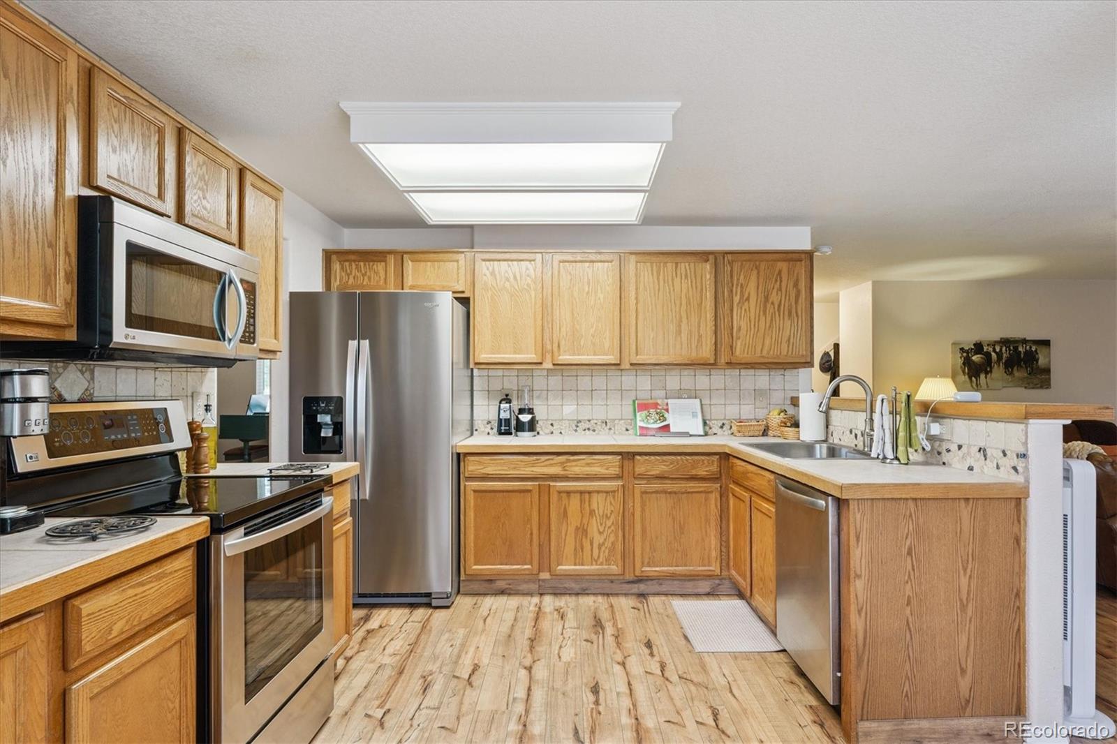 23951 Glenmoor Drive