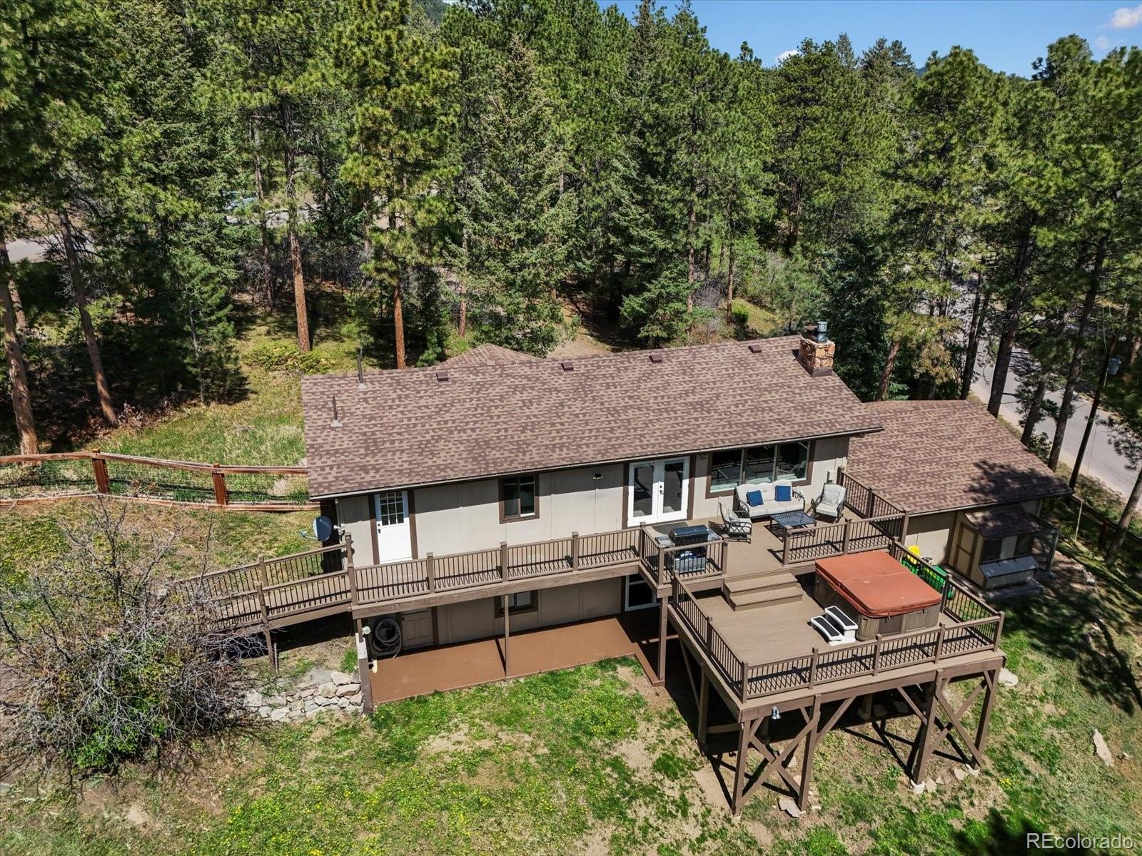 8422 S Ault Lane