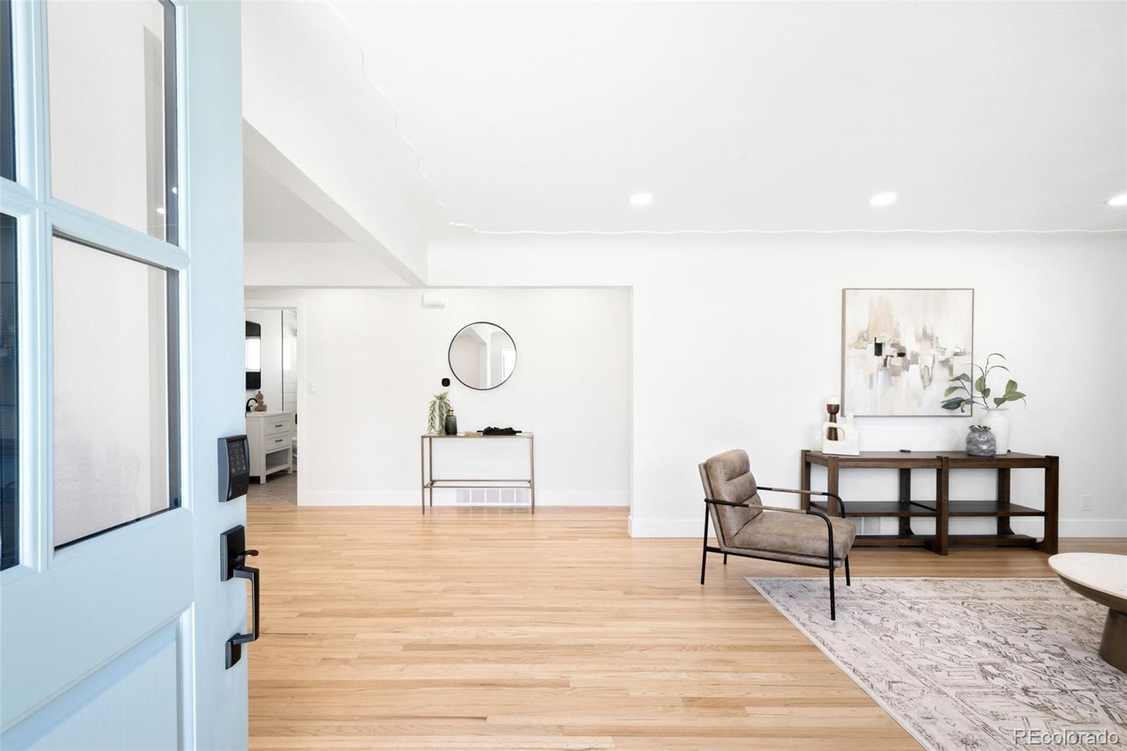 6769 S Foresthill Street