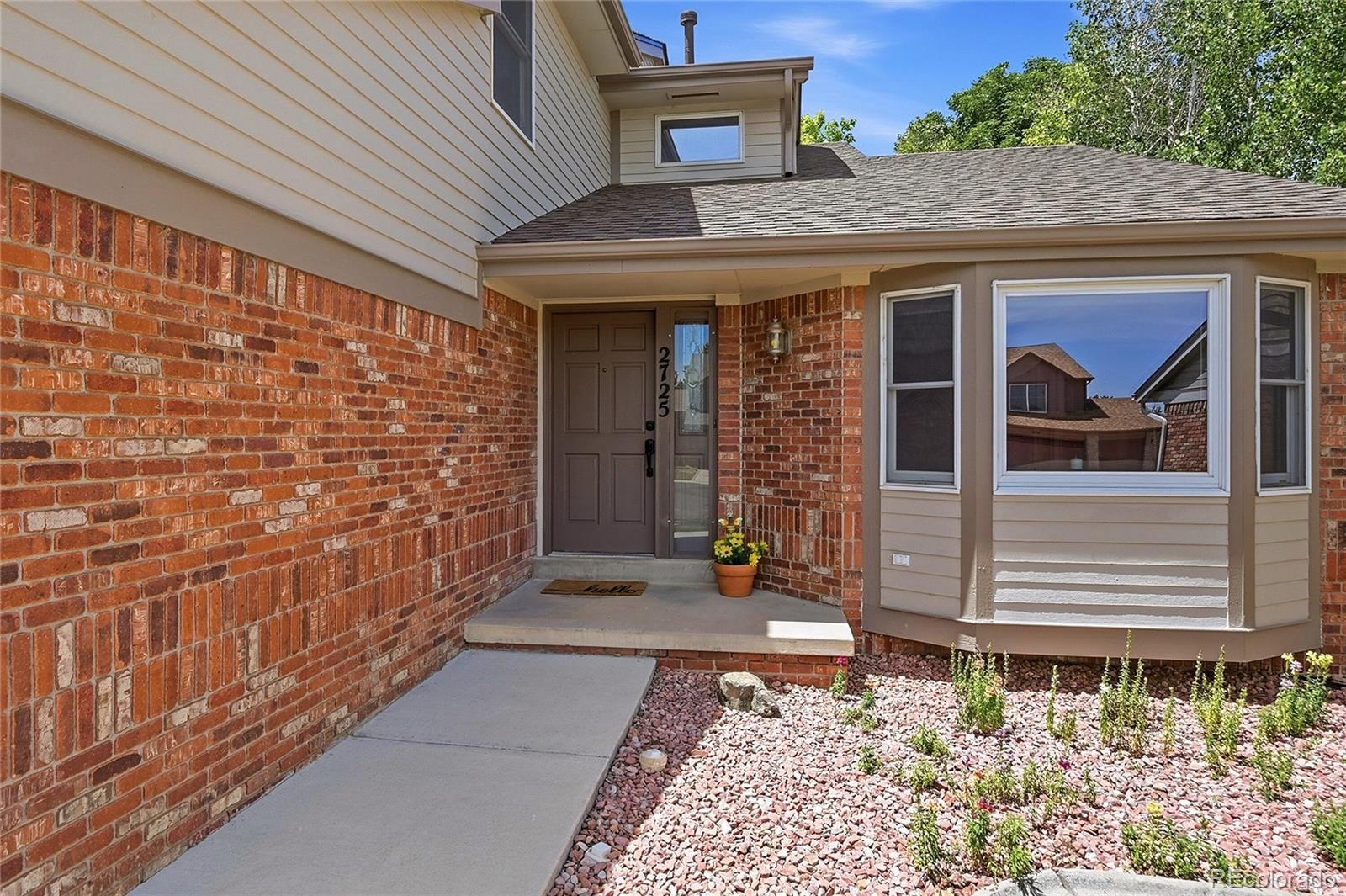 2725 E 125th Circle