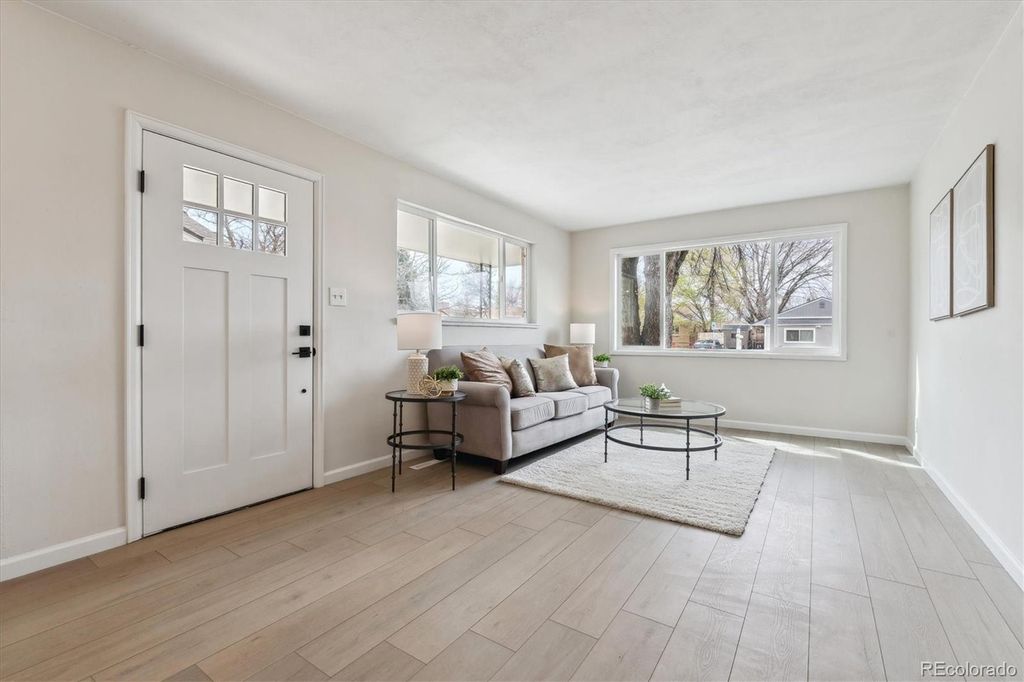 Photo of 3550 Fairfax Street, Denver, CO 80207 (MLS # 5981007)