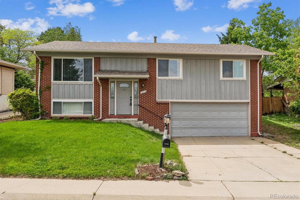 Photo of 1415 S Zang Street, Lakewood, CO 80228 (MLS # 6673765)
