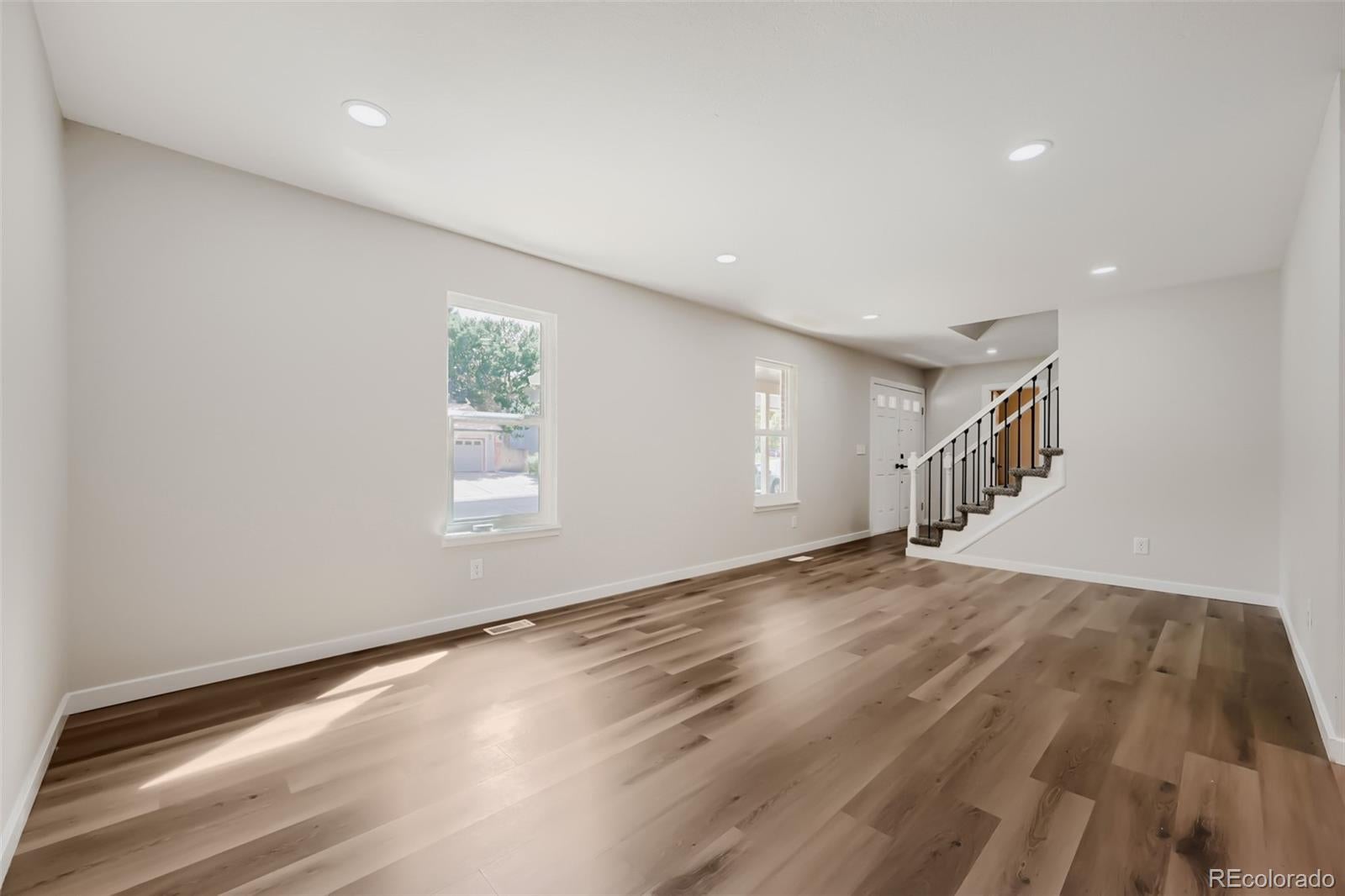 5105 S Uravan Place