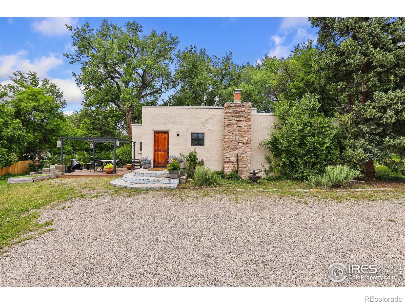 1304 W Prospect Road
