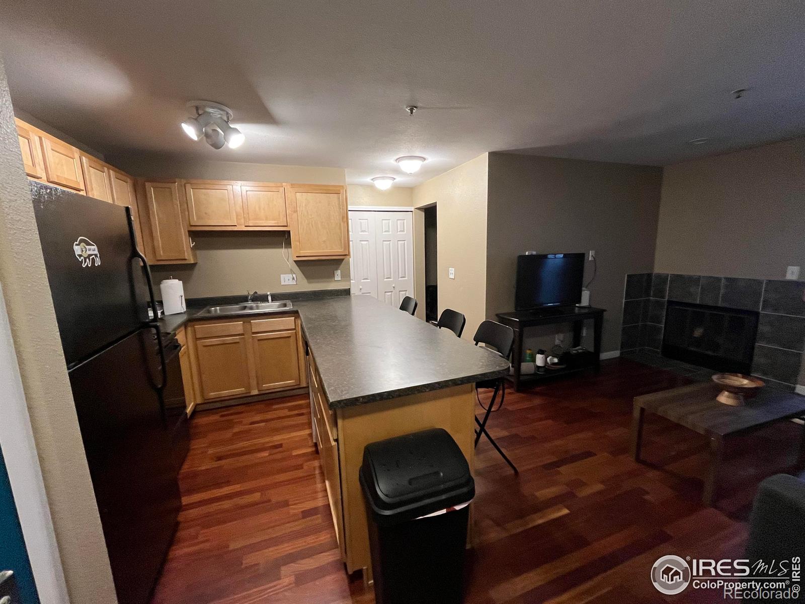 1405 Broadway 102