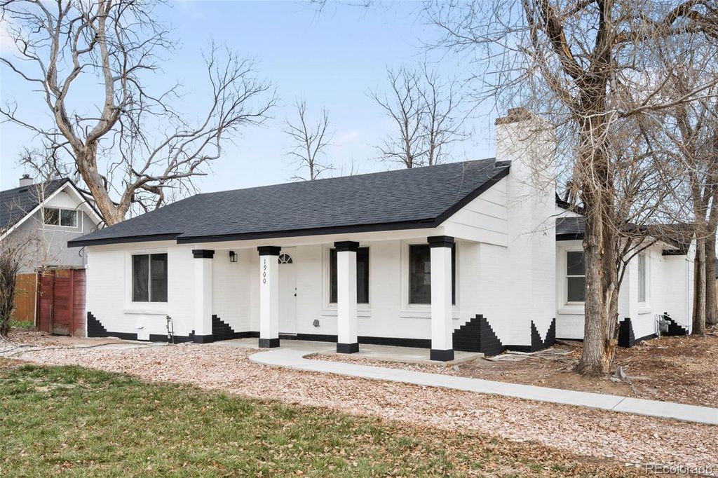 Photo of 1900 Quebec Street, Denver, CO 80220 (MLS # 3697339)