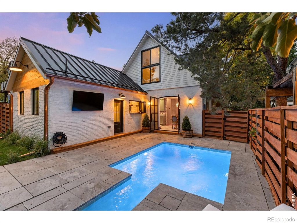 Photo of 946 Portland Place, Boulder, CO 80304 (MLS # IR1053381)