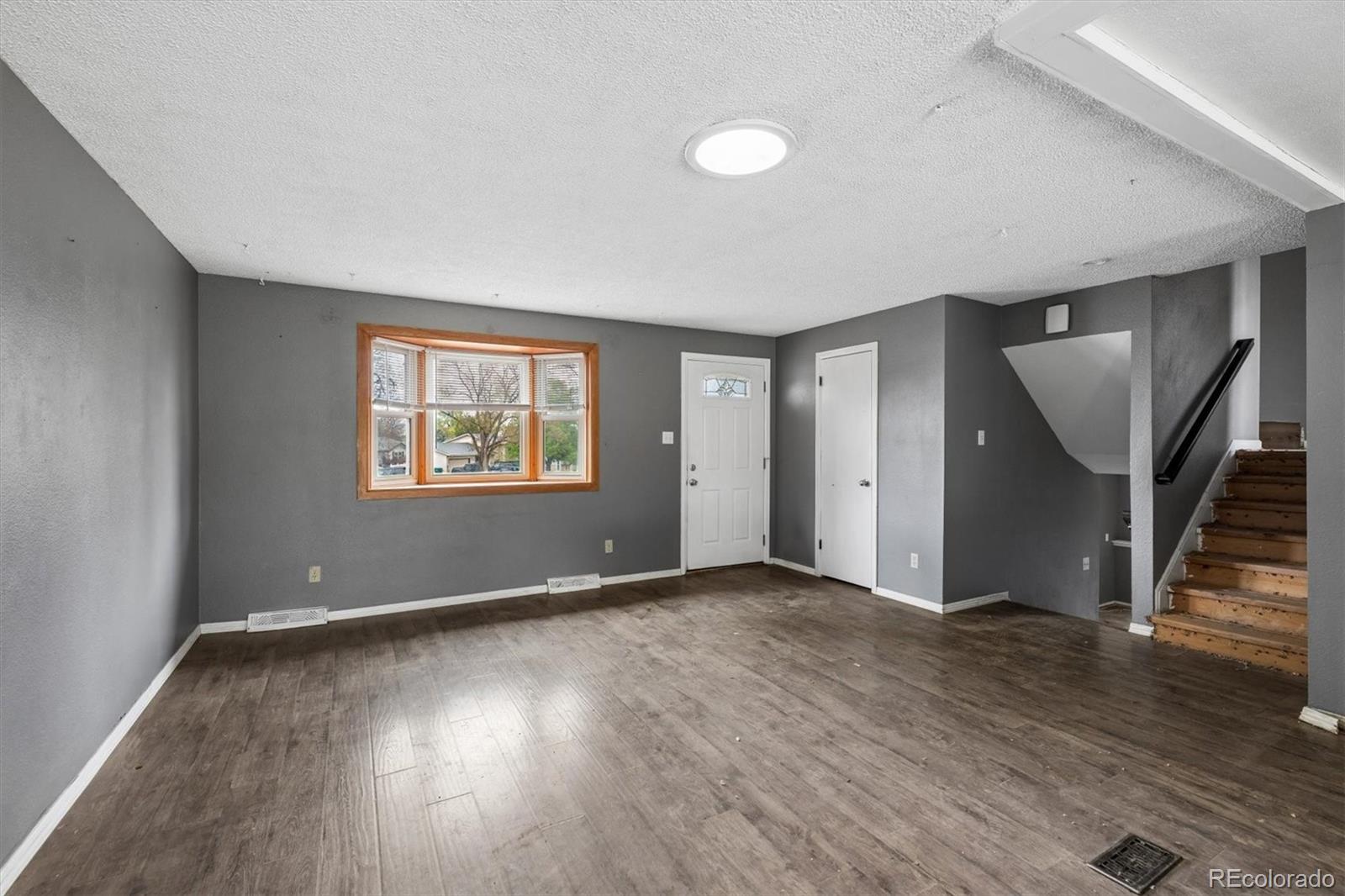 404 Neptune Court