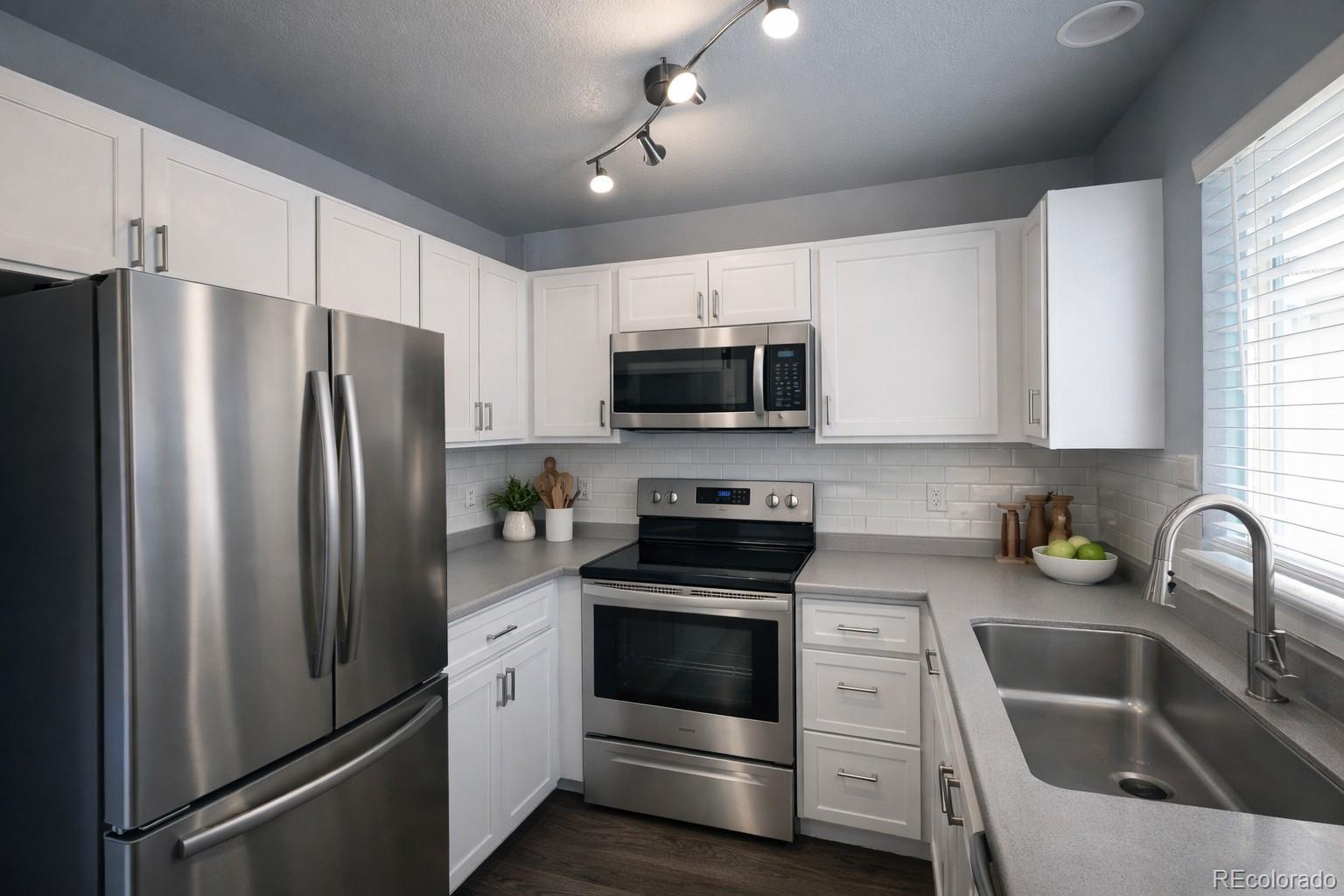 805 Summer Drive, Highlands Ranch, CO, 80126 805 Summer Drive