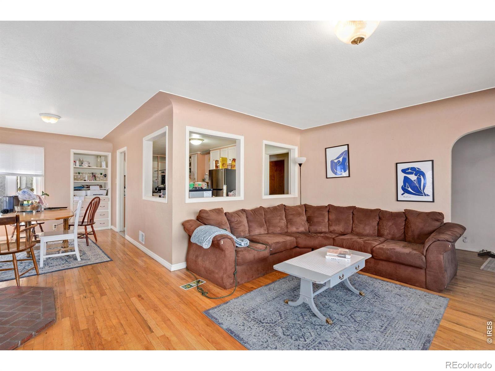 821 W Mulberry Street