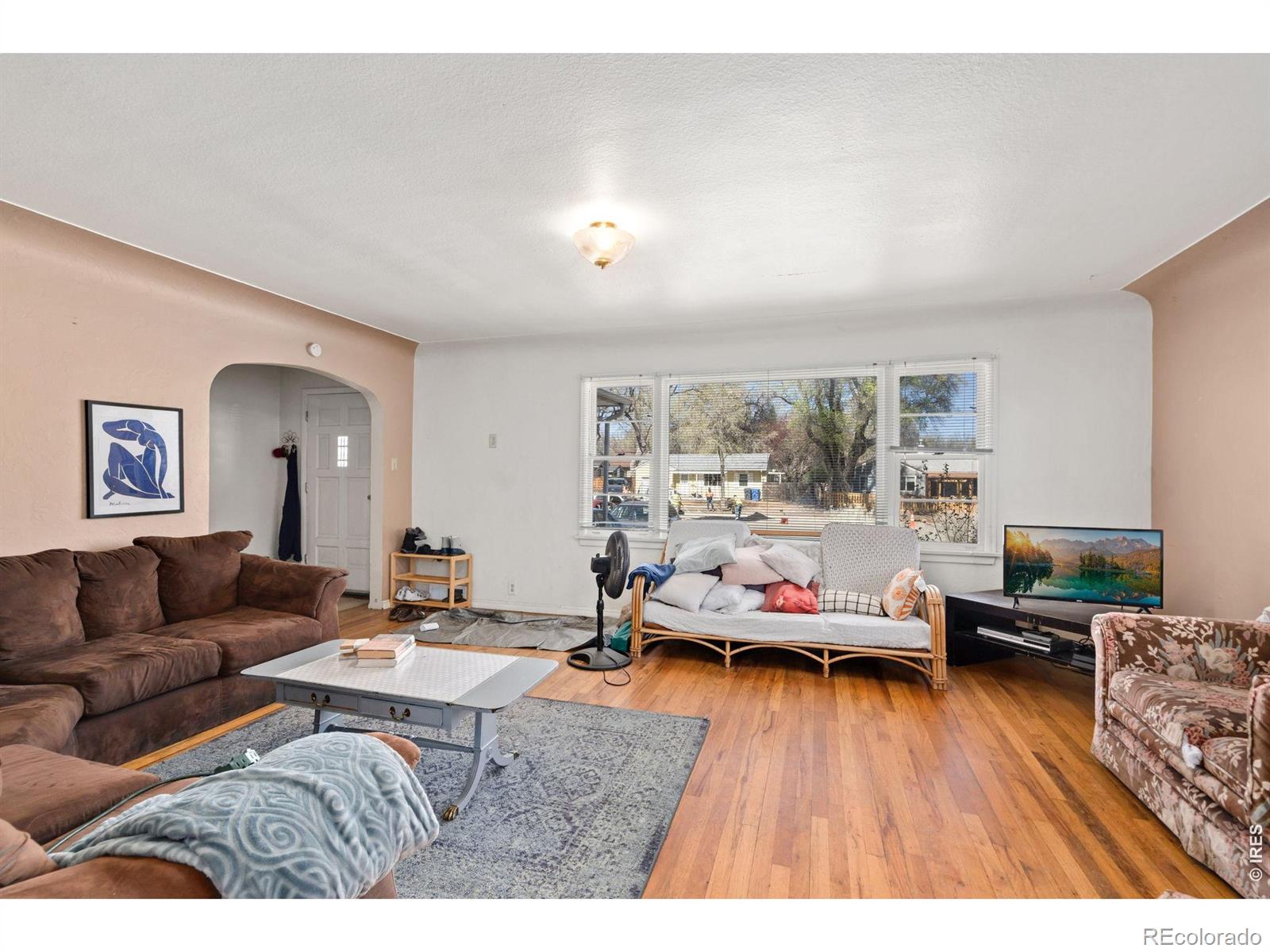 821 W Mulberry Street