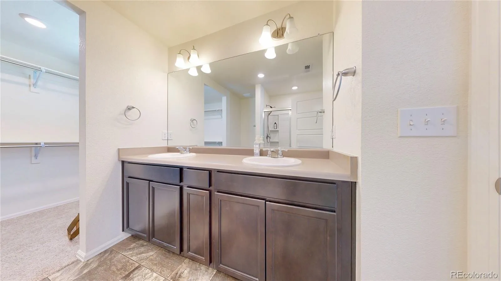 Parker, Colorado 80138, United States, 4 Bedrooms Bedrooms, ,2 BathroomsBathrooms,Residential,Active,202632