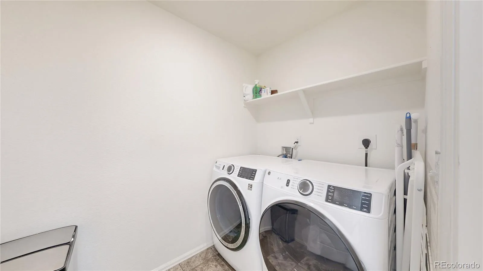 Parker, Colorado 80138, United States, 4 Bedrooms Bedrooms, ,2 BathroomsBathrooms,Residential,Active,202632