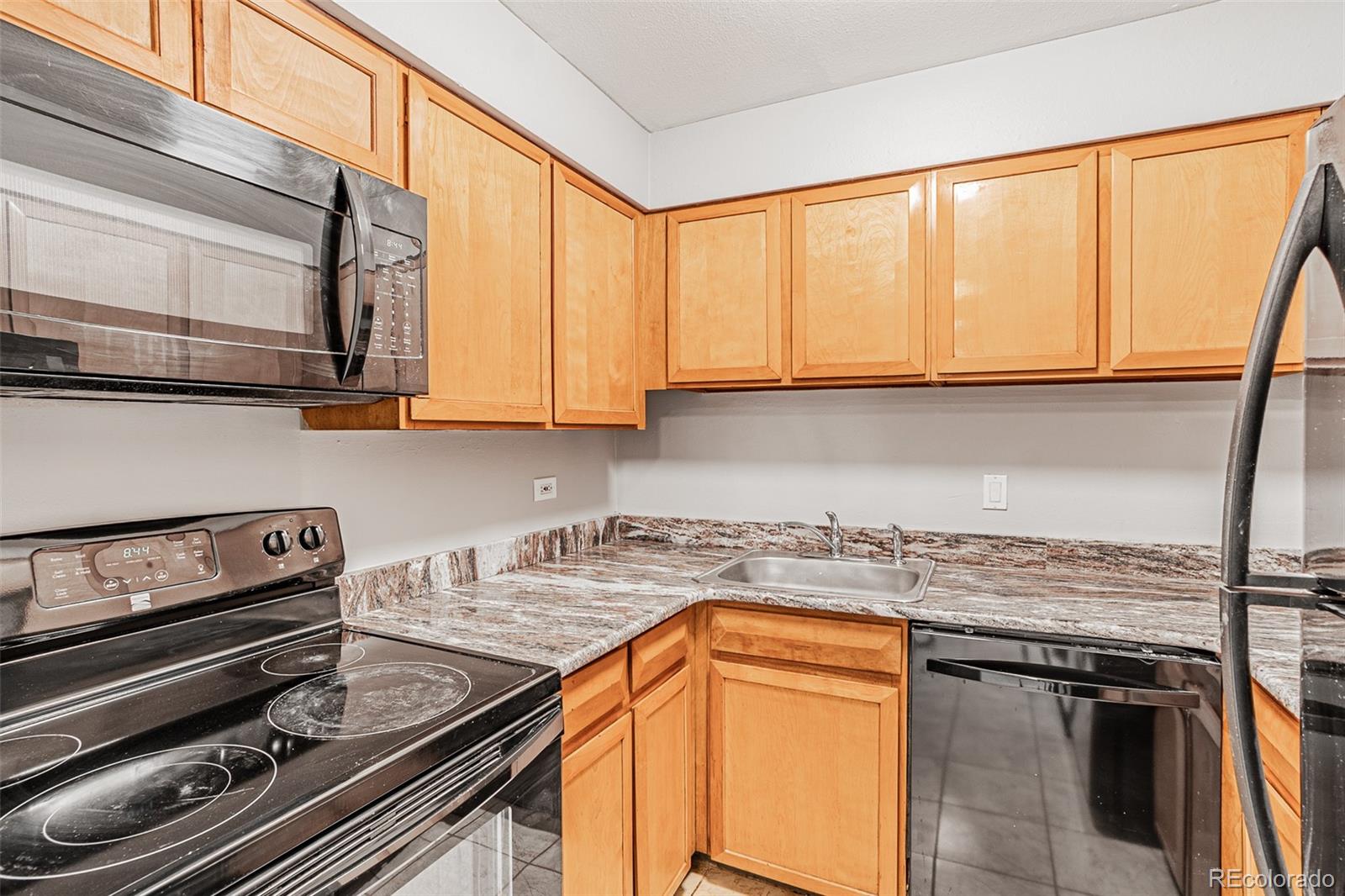 1366 Garfield Street 505