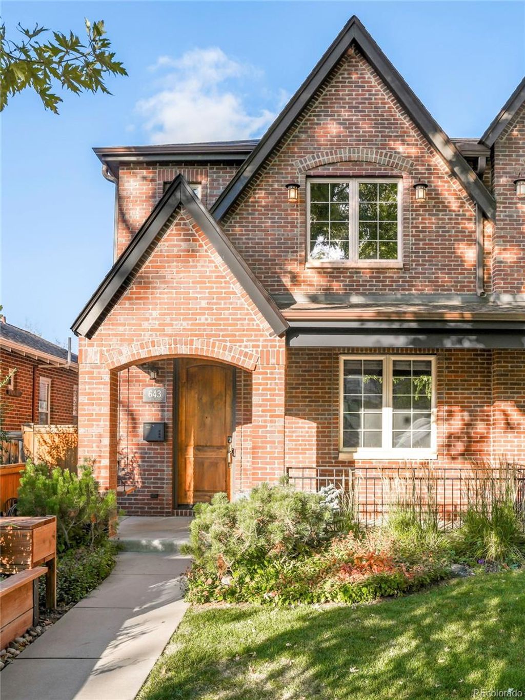 Photo of 643 S Ogden Street, Denver, CO 80209 (MLS # 4828916)