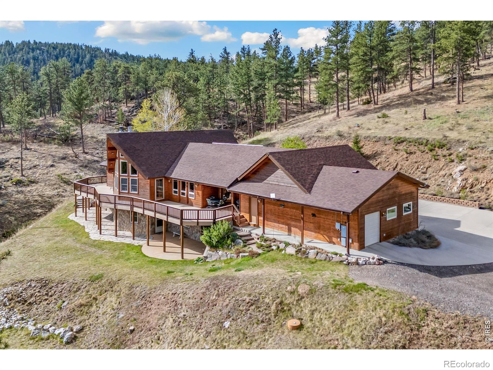 96 Lone Wolf Road