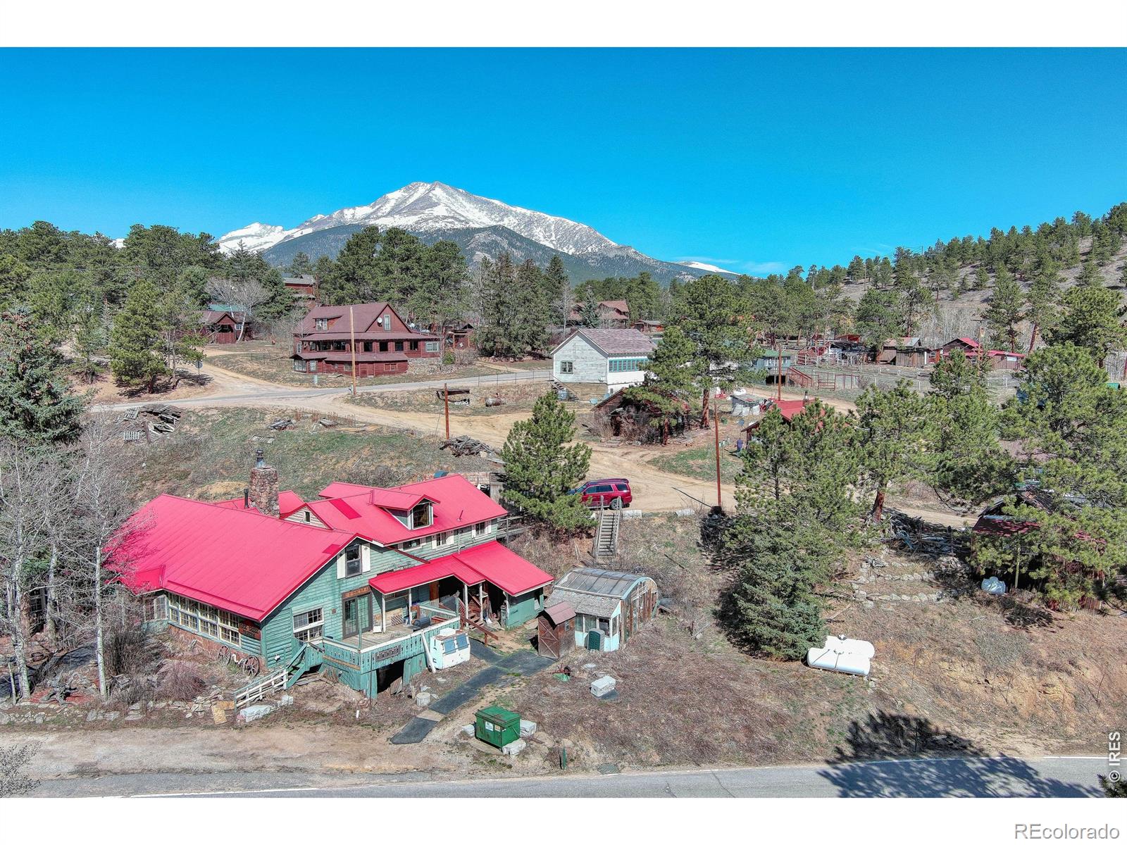 357 Highway 7 Business