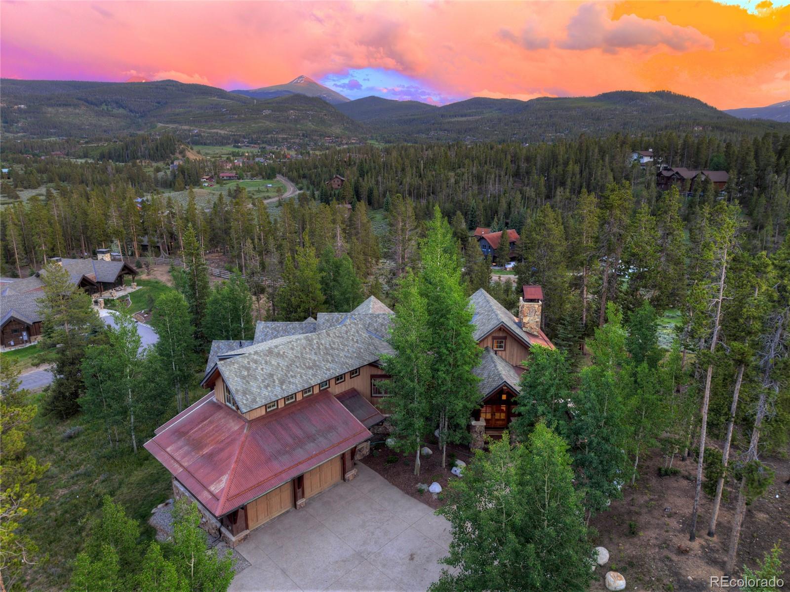 805 Highfield Trail