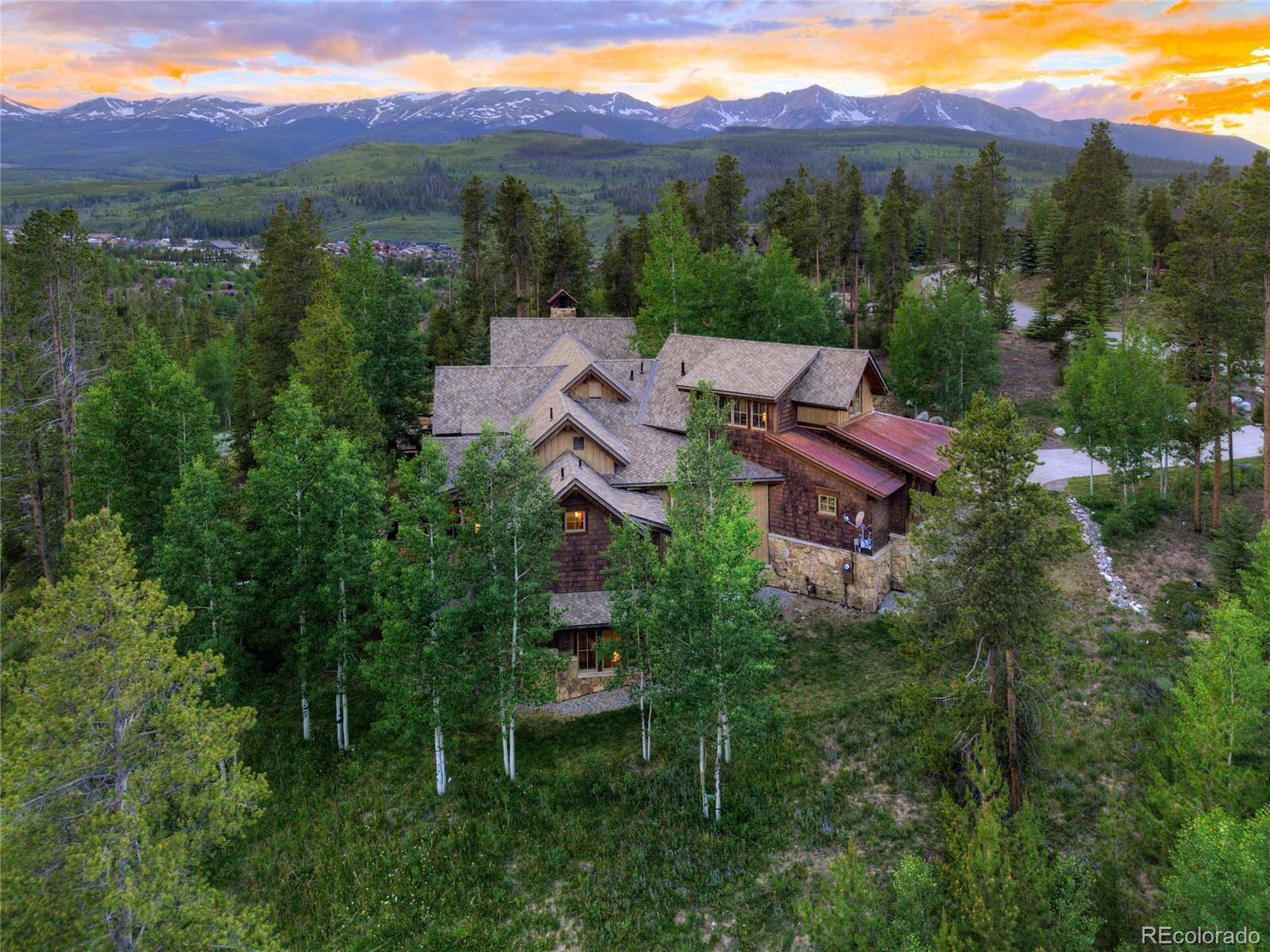 805 Highfield Trail