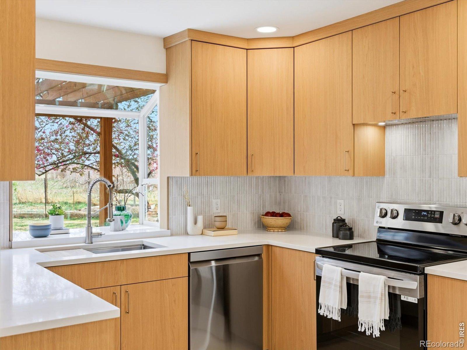 4437 Driftwood Place