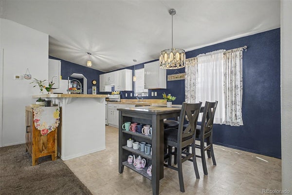 3405 SINTON RD, COLORADO SPRINGS, CO 80907 - Image c465b759d744cb5ef8eef2edc33b5862/3376240578