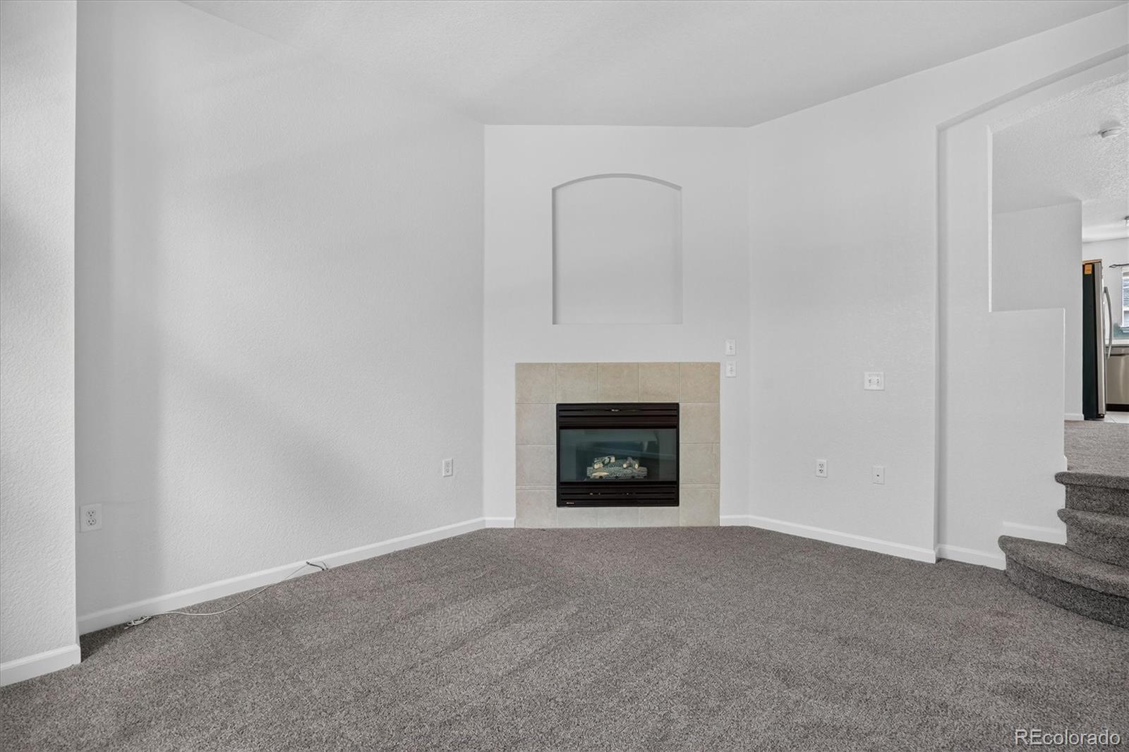 1487 Red Cliff Way