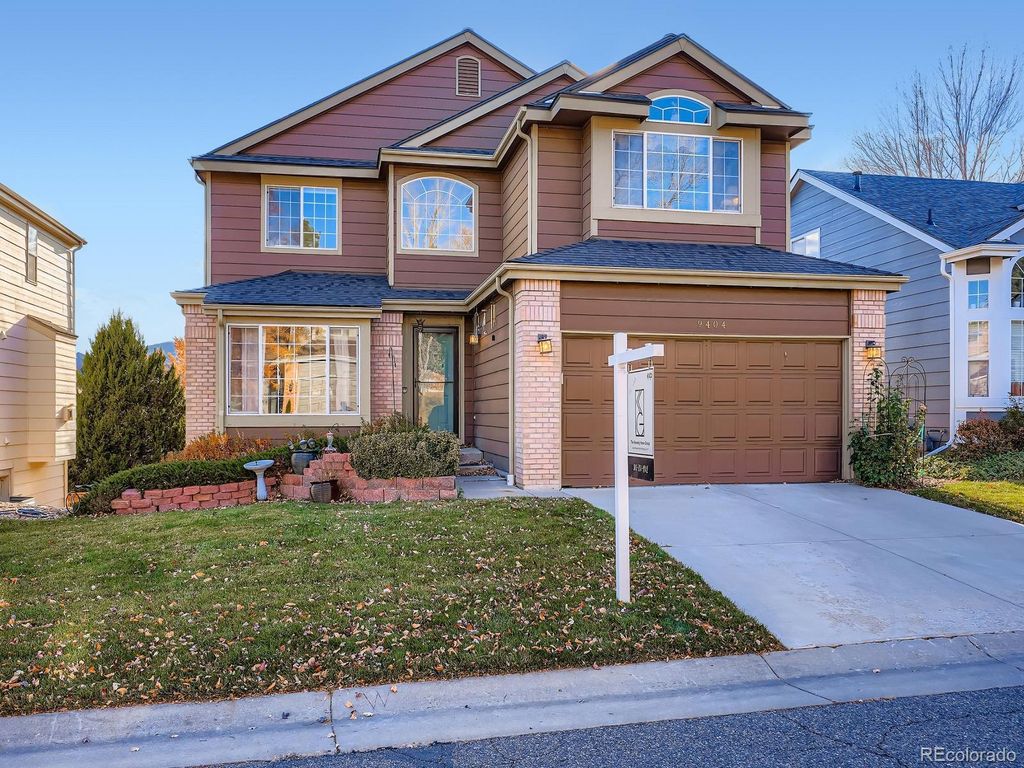 Photo of 9404 W Hinsdale Place, Littleton, CO 80128 (MLS # 3091684)