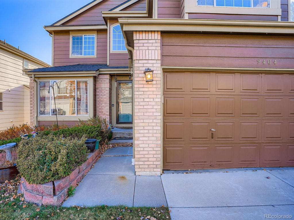 Photo of 9404 W Hinsdale Place, Littleton, CO 80128 (MLS # 3091684)