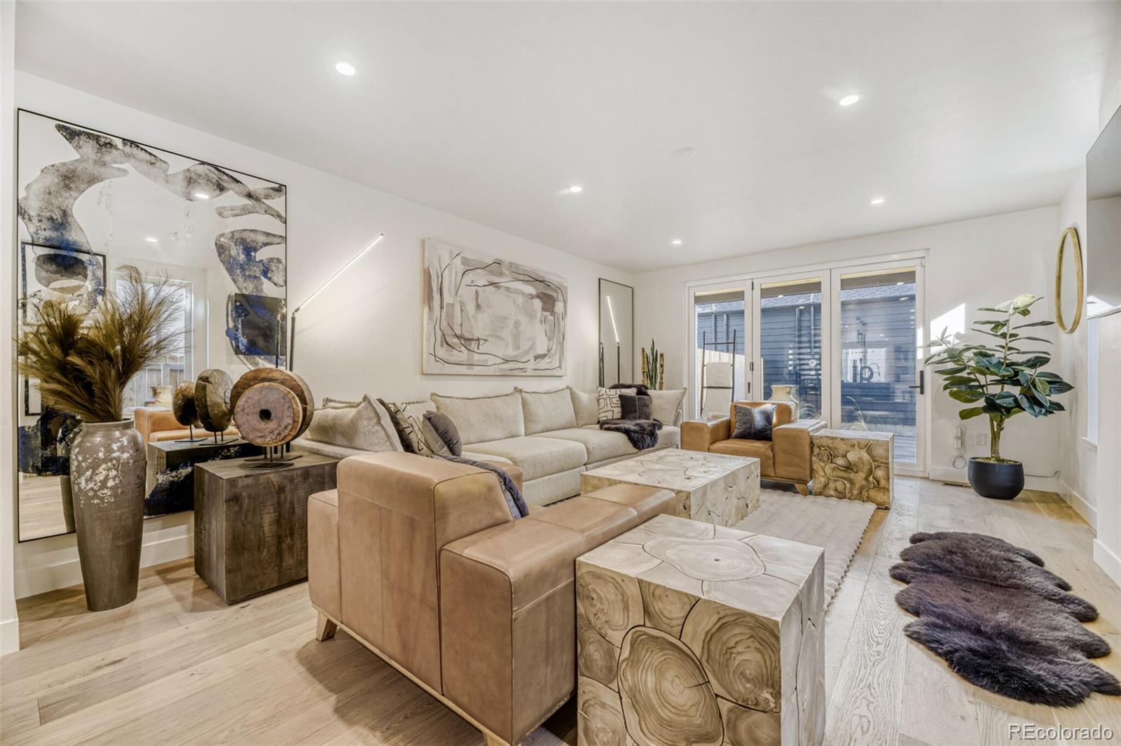 1588 N Lowell Boulevard